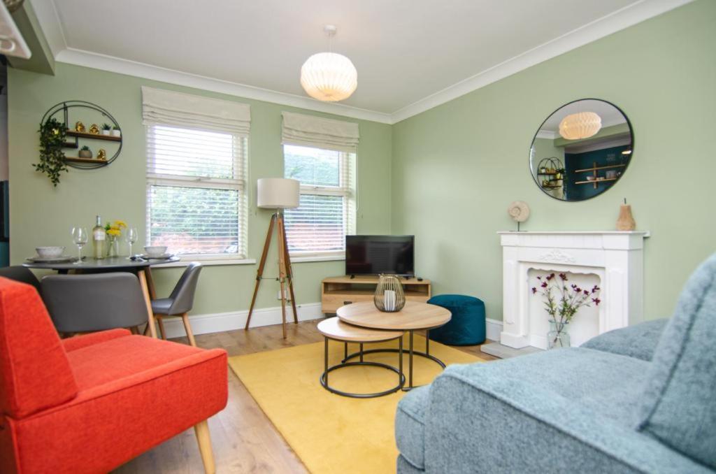 Cosy Lichfield Apartment Dış mekan fotoğraf