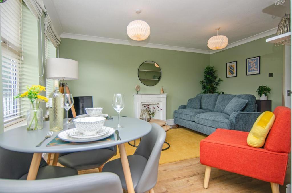 Cosy Lichfield Apartment Dış mekan fotoğraf